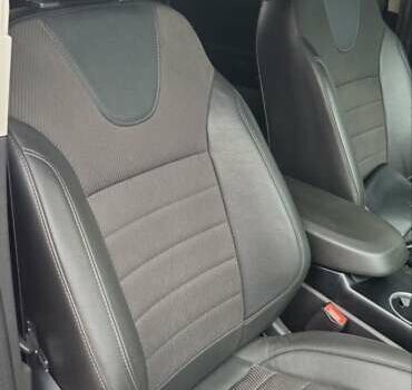 Белый Форд Куга, объемом двигателя 2 л и пробегом 135 тыс. км за 14500 $, фото 55 на Automoto.ua