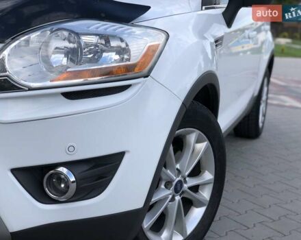 Белый Форд Куга, объемом двигателя 2 л и пробегом 200 тыс. км за 13200 $, фото 10 на Automoto.ua