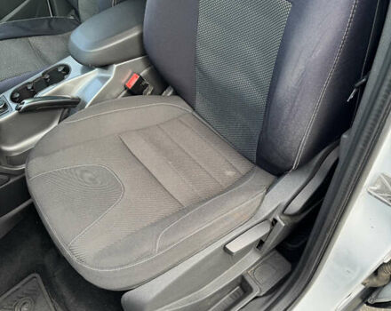 Форд Куга 2013 у Києві на Automoto.ua Білий Форд Куга, об'ємом двигуна 1.6 л та пробігом 126 тис. км за 13000 $, фото 28 на Automoto.ua