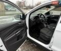 Белый Форд Куга, объемом двигателя 2 л и пробегом 218 тыс. км за 10499 $, фото 7 на Automoto.ua