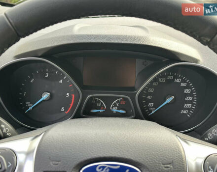 Белый Форд Куга, объемом двигателя 2 л и пробегом 125 тыс. км за 13700 $, фото 47 на Automoto.ua