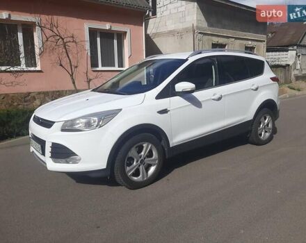 Белый Форд Куга, объемом двигателя 2 л и пробегом 255 тыс. км за 12120 $, фото 16 на Automoto.ua