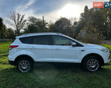 Білий Форд Куга, об'ємом двигуна 2 л та пробігом 138 тис. км за 13000 $, фото 3 на Automoto.ua