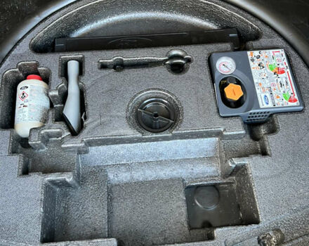 Білий Форд Куга, об'ємом двигуна 2 л та пробігом 198 тис. км за 11800 $, фото 58 на Automoto.ua