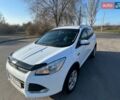 Белый Форд Куга, объемом двигателя 2 л и пробегом 274 тыс. км за 11900 $, фото 1 на Automoto.ua