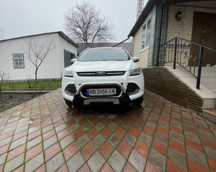 Білий Форд Куга, об'ємом двигуна 2 л та пробігом 301 тис. км за 12400 $, фото 22 на Automoto.ua