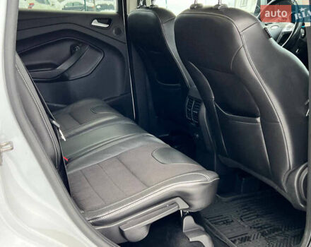 Белый Форд Куга, объемом двигателя 2 л и пробегом 205 тыс. км за 12700 $, фото 8 на Automoto.ua