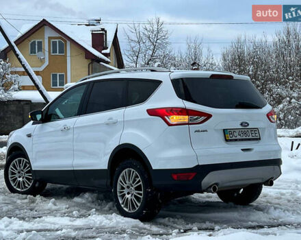 Белый Форд Куга, объемом двигателя 2 л и пробегом 205 тыс. км за 12700 $, фото 2 на Automoto.ua