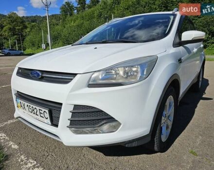 Белый Форд Куга, объемом двигателя 2 л и пробегом 106 тыс. км за 11016 $, фото 22 на Automoto.ua