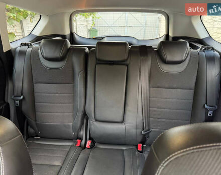 Білий Форд Куга, об'ємом двигуна 2 л та пробігом 182 тис. км за 15000 $, фото 14 на Automoto.ua