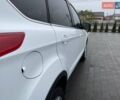 Белый Форд Куга, объемом двигателя 2 л и пробегом 182 тыс. км за 11950 $, фото 17 на Automoto.ua