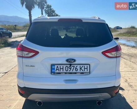 Белый Форд Куга, объемом двигателя 2 л и пробегом 117 тыс. км за 13000 $, фото 5 на Automoto.ua