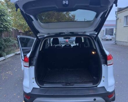 Форд Куга 2013 в Полтаве на Automoto.ua Белый Форд Куга, объемом двигателя 2 л и пробегом 253 тыс. км за 11500 $, фото 5 на Automoto.ua