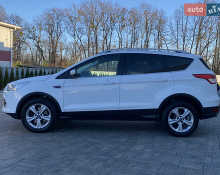 Білий Форд Куга, об'ємом двигуна 2 л та пробігом 248 тис. км за 11850 $, фото 5 на Automoto.ua