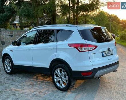 Белый Форд Куга, объемом двигателя 2 л и пробегом 187 тыс. км за 11000 $, фото 4 на Automoto.ua