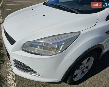 Белый Форд Куга, объемом двигателя 2 л и пробегом 106 тыс. км за 11016 $, фото 29 на Automoto.ua