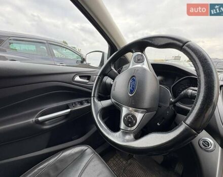 Форд Куга 2013 в Конотопе на Automoto.ua Белый Форд Куга, объемом двигателя 2 л и пробегом 95 тыс. км за 15200 $, фото 7 на Automoto.ua
