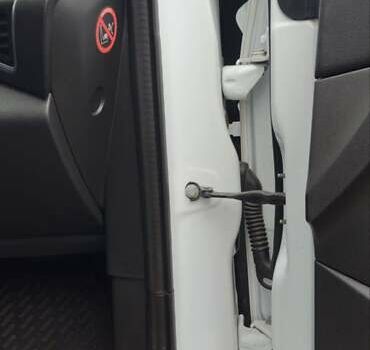 Белый Форд Куга, объемом двигателя 2 л и пробегом 135 тыс. км за 14500 $, фото 47 на Automoto.ua