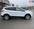 Белый Форд Куга, объемом двигателя 2 л и пробегом 182 тыс. км за 11950 $, фото 3 на Automoto.ua