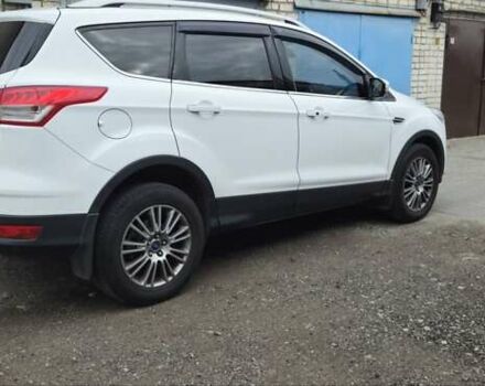 Белый Форд Куга, объемом двигателя 2 л и пробегом 135 тыс. км за 14500 $, фото 90 на Automoto.ua