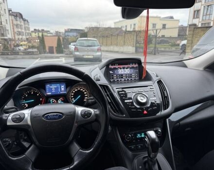 Білий Форд Куга, об'ємом двигуна 2 л та пробігом 135 тис. км за 13300 $, фото 5 на Automoto.ua