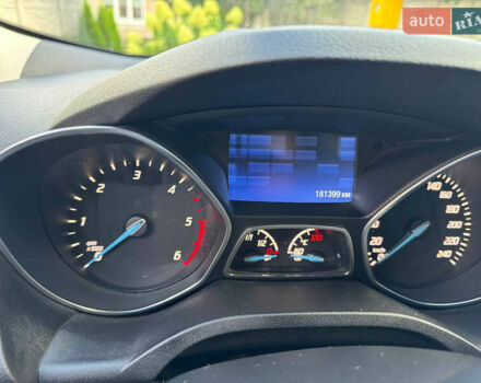 Білий Форд Куга, об'ємом двигуна 2 л та пробігом 182 тис. км за 15000 $, фото 9 на Automoto.ua