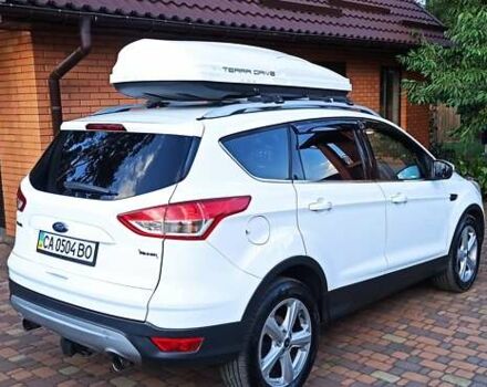 Форд Куга 2013 в Буче на Automoto.ua Белый Форд Куга, объемом двигателя 2 л и пробегом 234 тыс. км за 12000 $, фото 12 на Automoto.ua