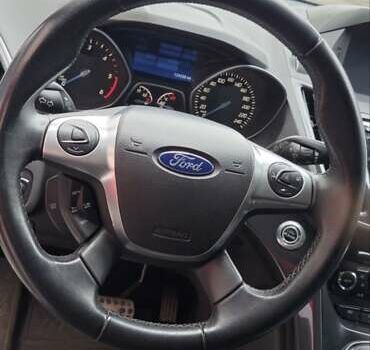 Белый Форд Куга, объемом двигателя 2 л и пробегом 135 тыс. км за 14500 $, фото 78 на Automoto.ua