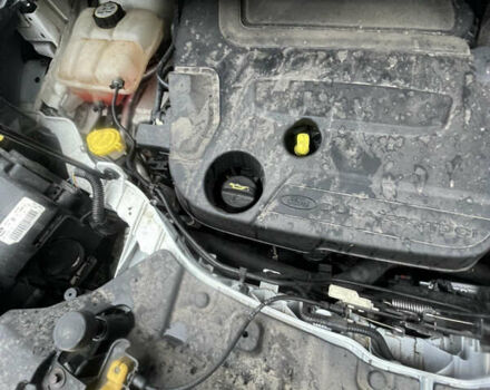 Білий Форд Куга, об'ємом двигуна 2 л та пробігом 301 тис. км за 12400 $, фото 38 на Automoto.ua