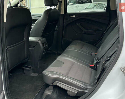 Білий Форд Куга, об'ємом двигуна 1.6 л та пробігом 194 тис. км за 13300 $, фото 5 на Automoto.ua