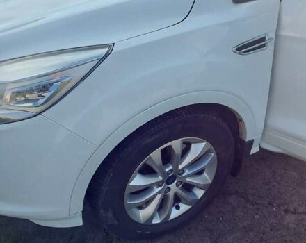 Белый Форд Куга, объемом двигателя 2 л и пробегом 201 тыс. км за 13400 $, фото 1 на Automoto.ua