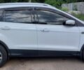Білий Форд Куга, об'ємом двигуна 2 л та пробігом 265 тис. км за 9500 $, фото 27 на Automoto.ua