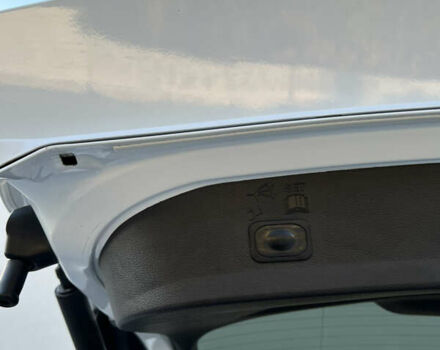 Білий Форд Куга, об'ємом двигуна 2 л та пробігом 198 тис. км за 11800 $, фото 57 на Automoto.ua