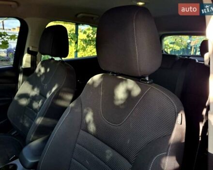 Білий Форд Куга, об'ємом двигуна 2 л та пробігом 190 тис. км за 11600 $, фото 4 на Automoto.ua