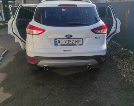 Белый Форд Куга, объемом двигателя 2 л и пробегом 143 тыс. км за 13500 $, фото 1 на Automoto.ua