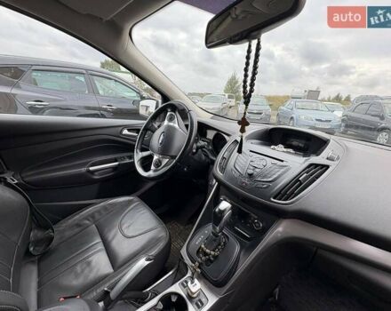 Форд Куга 2013 в Конотопе на Automoto.ua Белый Форд Куга, объемом двигателя 2 л и пробегом 95 тыс. км за 15200 $, фото 6 на Automoto.ua