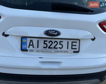 Форд Куга 2013 в Киеве на Automoto.ua Белый Форд Куга, объемом двигателя 2 л и пробегом 250 тыс. км за 10000 $, фото 13 на Automoto.ua