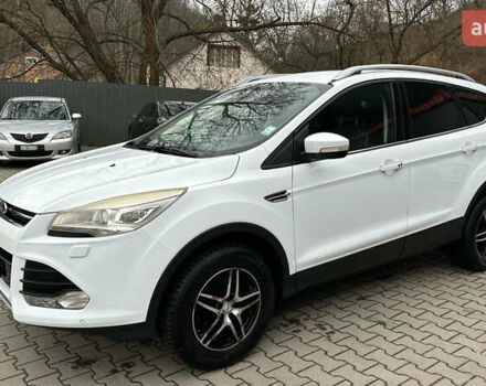 Білий Форд Куга, об'ємом двигуна 1.6 л та пробігом 194 тис. км за 13300 $, фото 2 на Automoto.ua