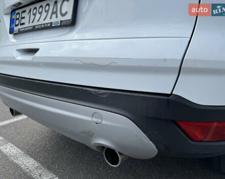 Форд Куга 2013 у Києві на Automoto.ua Білий Форд Куга, об'ємом двигуна 1.6 л та пробігом 126 тис. км за 13000 $, фото 16 на Automoto.ua
