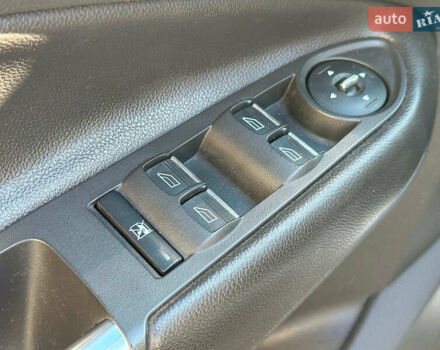 Белый Форд Куга, объемом двигателя 2 л и пробегом 221 тыс. км за 10990 $, фото 11 на Automoto.ua