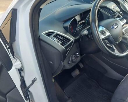 Белый Форд Куга, объемом двигателя 2 л и пробегом 201 тыс. км за 13400 $, фото 13 на Automoto.ua