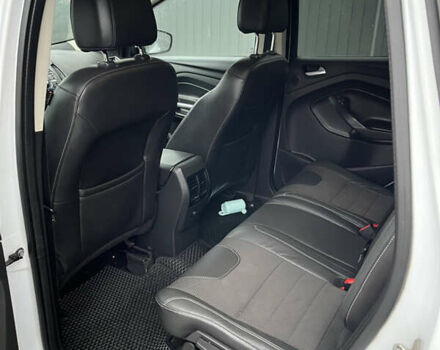 Белый Форд Куга, объемом двигателя 2 л и пробегом 213 тыс. км за 12300 $, фото 7 на Automoto.ua