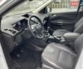 Белый Форд Куга, объемом двигателя 2 л и пробегом 182 тыс. км за 11950 $, фото 33 на Automoto.ua