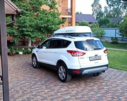 Форд Куга 2013 в Буче на Automoto.ua Белый Форд Куга, объемом двигателя 2 л и пробегом 234 тыс. км за 12000 $, фото 8 на Automoto.ua