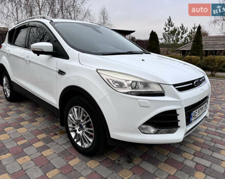 Белый Форд Куга, объемом двигателя 2 л и пробегом 120 тыс. км за 15500 $, фото 3 на Automoto.ua