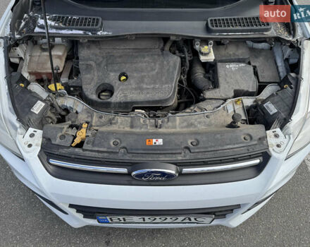 Форд Куга 2013 у Києві на Automoto.ua Білий Форд Куга, об'ємом двигуна 1.6 л та пробігом 126 тис. км за 13000 $, фото 30 на Automoto.ua