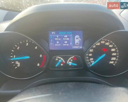 Білий Форд Куга, об'ємом двигуна 2 л та пробігом 247 тис. км за 13000 $, фото 6 на Automoto.ua