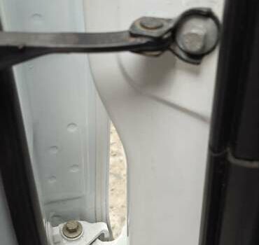 Белый Форд Куга, объемом двигателя 2 л и пробегом 135 тыс. км за 14500 $, фото 31 на Automoto.ua