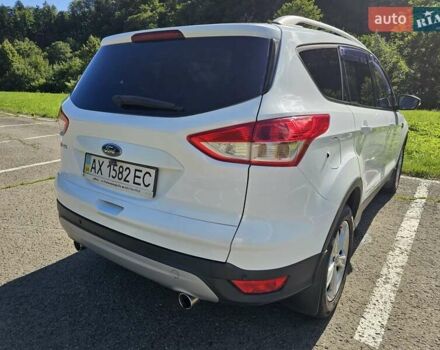 Белый Форд Куга, объемом двигателя 2 л и пробегом 106 тыс. км за 11016 $, фото 33 на Automoto.ua