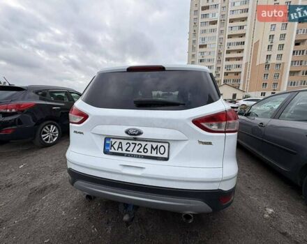 Форд Куга 2013 в Конотопе на Automoto.ua Белый Форд Куга, объемом двигателя 2 л и пробегом 95 тыс. км за 15200 $, фото 3 на Automoto.ua